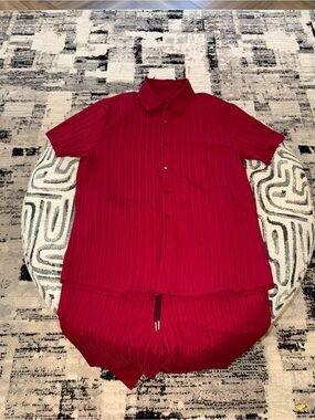 Men's Short-Sleeve Button Polo Shirt in Deep Red